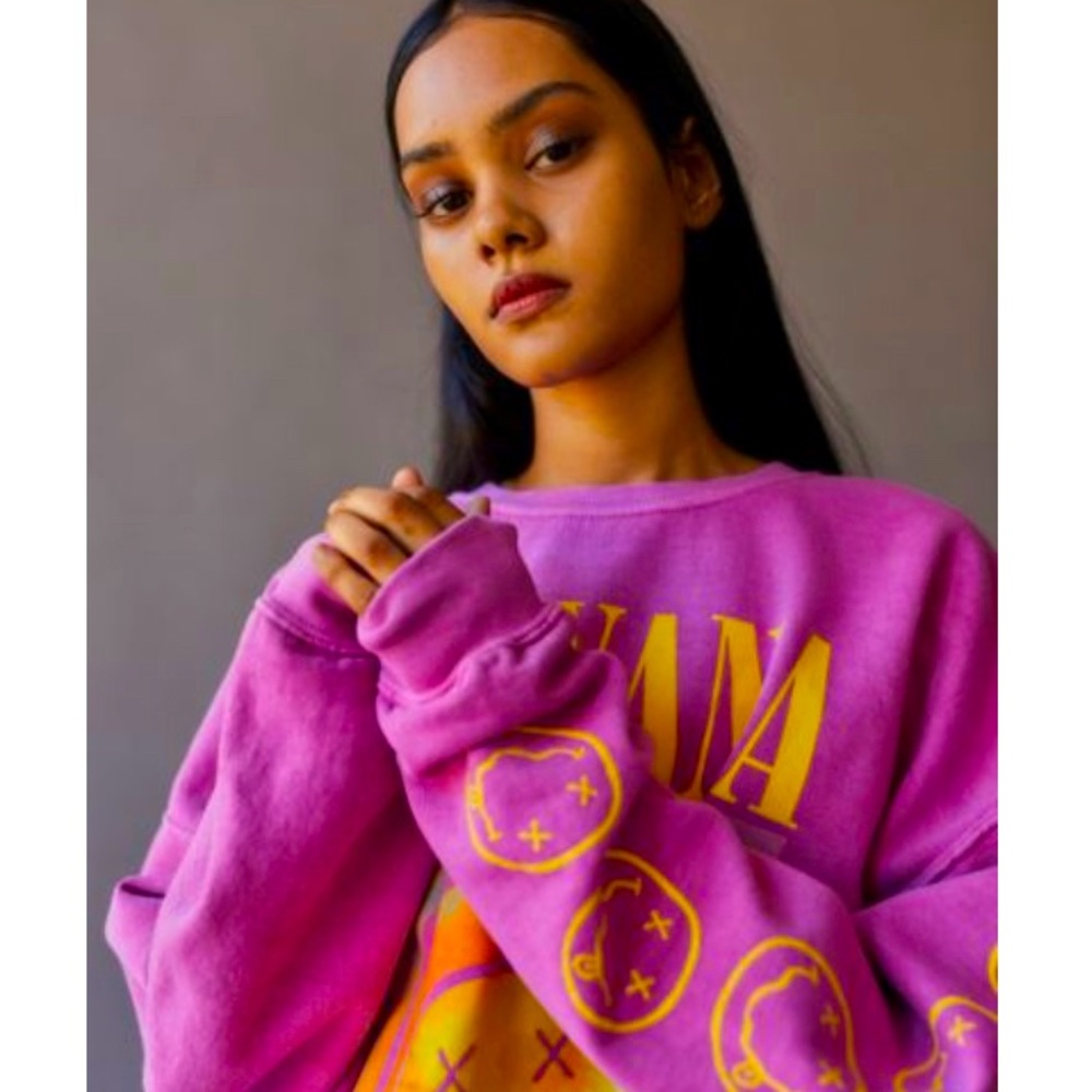 Nirvana Smile Sweatshirt Oversized Pink S/M Urban Outfitters NEW